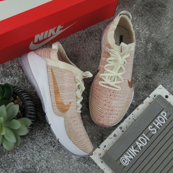 Nike Shoes - Nike Air Zoom Fearless Sneakers